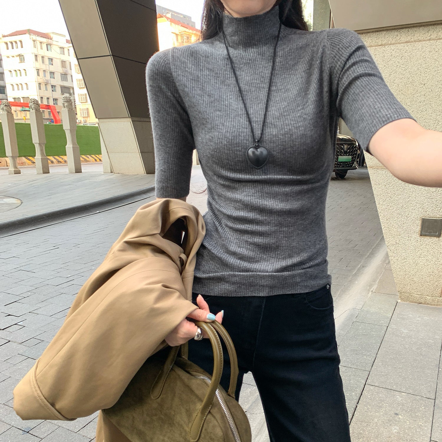 Semi-High Neck Knitted Short Sleeve Bodysuit for Women, Slim Fit, Elegant, Five-Quarter Sleeve Wool Top